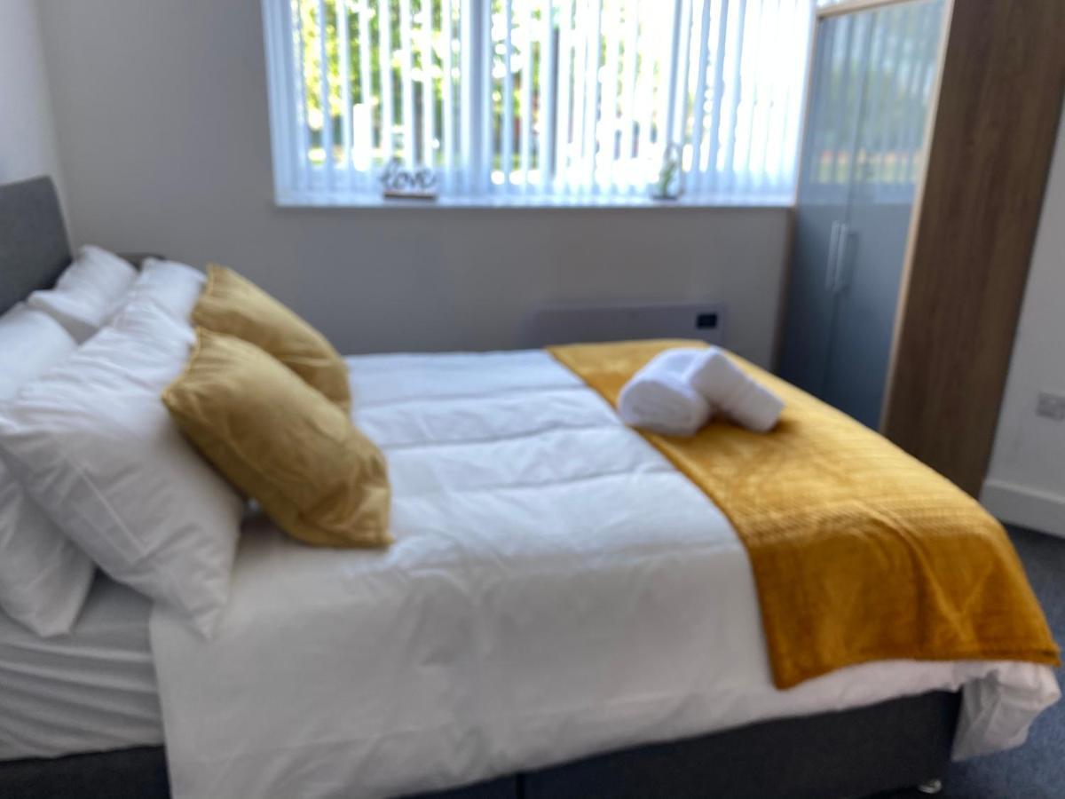 2A Spv Double En-Suite Room Wakefield Bagian luar foto